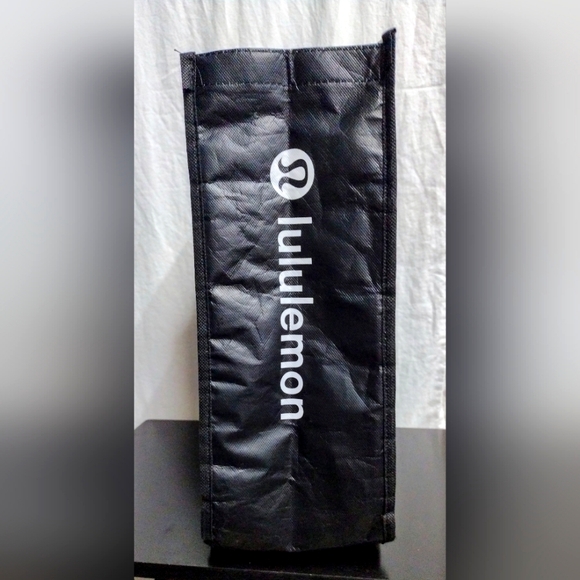 Lululemon Snap bag - Picture 5 of 9
